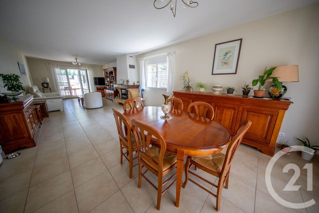 Afficher la photo en grand maison à vendre - 6 pièces - 149.94 m2 - LE HAILLAN - 33 - AQUITAINE - Century 21 Kadima