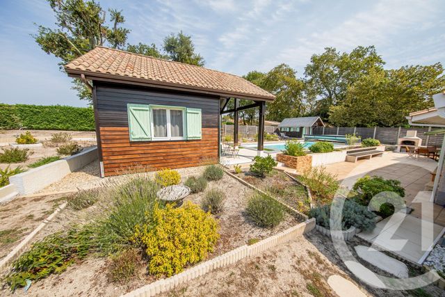 Afficher la photo en grand maison à vendre - 6 pièces - 149.94 m2 - LE HAILLAN - 33 - AQUITAINE - Century 21 Kadima