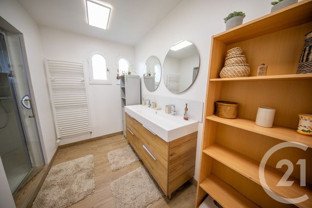 Afficher la photo en grand maison à vendre - 6 pièces - 159.23 m2 - ST MEDARD EN JALLES - 33 - AQUITAINE - Century 21 Kadima