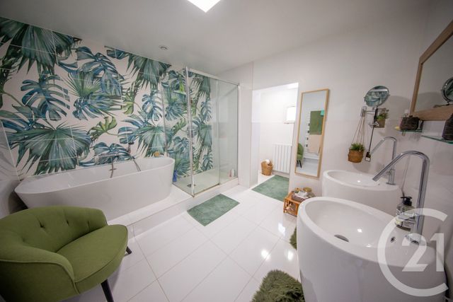 Afficher la photo en grand maison à vendre - 6 pièces - 159.23 m2 - ST MEDARD EN JALLES - 33 - AQUITAINE - Century 21 Kadima