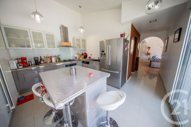 Afficher la photo en grand maison à vendre - 6 pièces - 159.23 m2 - ST MEDARD EN JALLES - 33 - AQUITAINE - Century 21 Kadima