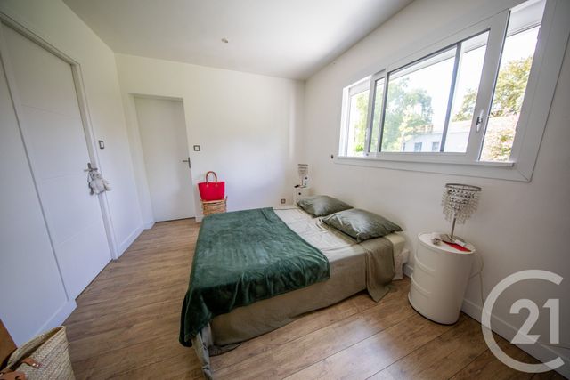 Afficher la photo en grand maison à vendre - 6 pièces - 159.23 m2 - ST MEDARD EN JALLES - 33 - AQUITAINE - Century 21 Kadima