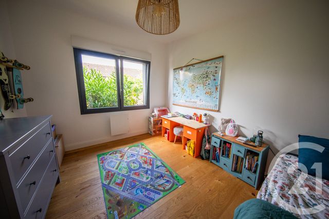 maison à vendre - 8 pièces - 185.58 m2 - ST MEDARD EN JALLES - 33 - AQUITAINE - Century 21 Kadima