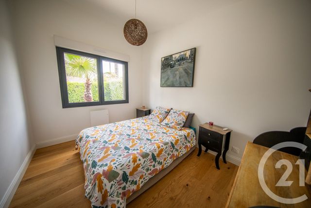 maison à vendre - 8 pièces - 185.58 m2 - ST MEDARD EN JALLES - 33 - AQUITAINE - Century 21 Kadima