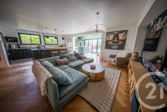 maison à vendre - 8 pièces - 185.58 m2 - ST MEDARD EN JALLES - 33 - AQUITAINE - Century 21 Kadima