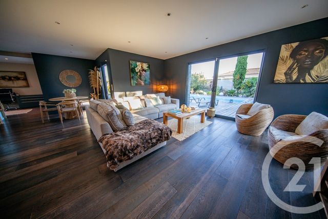 maison à vendre - 7 pièces - 198.44 m2 - ST MEDARD EN JALLES - 33 - AQUITAINE - Century 21 Kadima