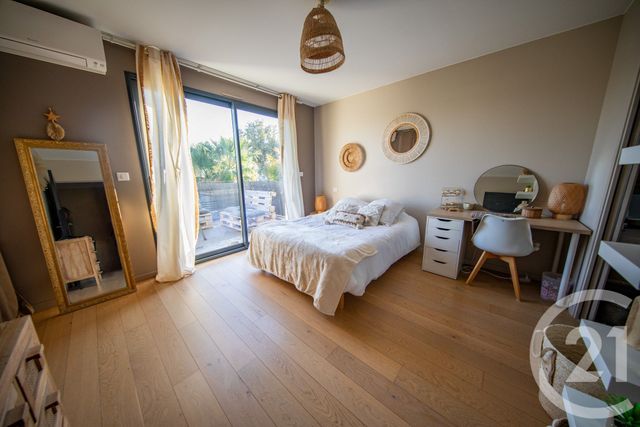 maison à vendre - 7 pièces - 198.44 m2 - ST MEDARD EN JALLES - 33 - AQUITAINE - Century 21 Kadima