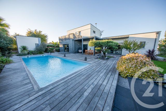 maison à vendre - 7 pièces - 198.44 m2 - ST MEDARD EN JALLES - 33 - AQUITAINE - Century 21 Kadima