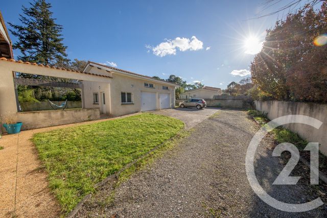 maison à vendre - 6 pièces - 163.0 m2 - ST MEDARD EN JALLES - 33 - AQUITAINE - Century 21 Kadima