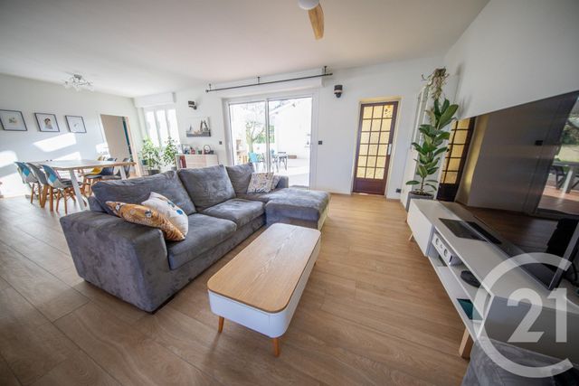 maison à vendre - 6 pièces - 163.0 m2 - ST MEDARD EN JALLES - 33 - AQUITAINE - Century 21 Kadima