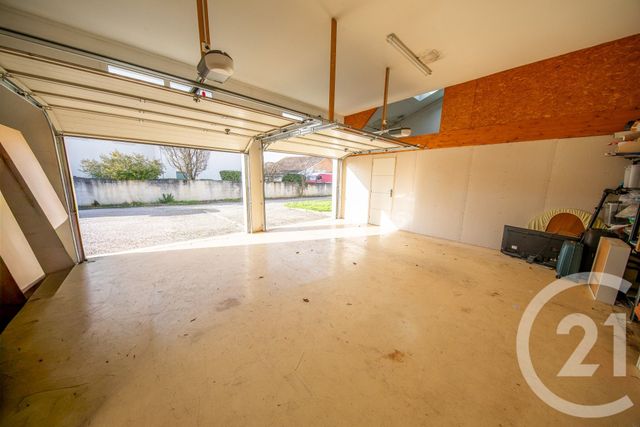 maison à vendre - 6 pièces - 163.0 m2 - ST MEDARD EN JALLES - 33 - AQUITAINE - Century 21 Kadima