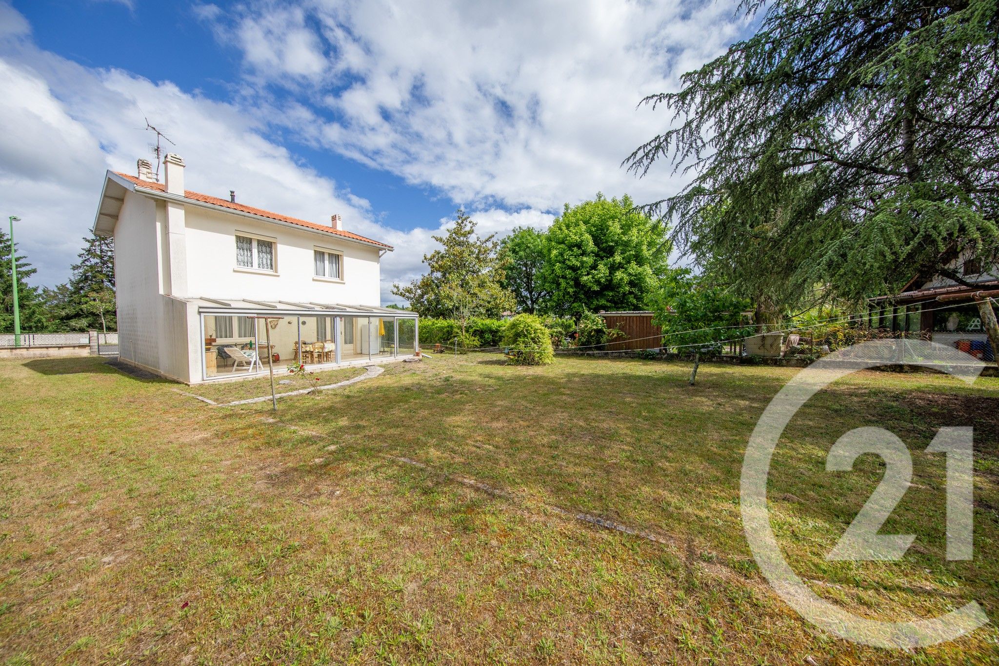 Maison 5 pièces 102 m² à vendre à Saint-Médard-en-Jalles — photo 2