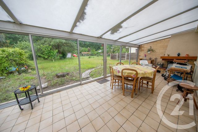 maison à vendre - 5 pièces - 102.02 m2 - ST MEDARD EN JALLES - 33 - AQUITAINE - Century 21 Kadima