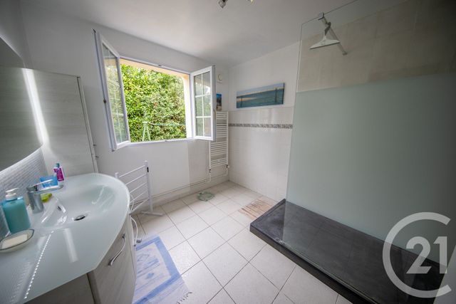 Afficher la photo en grand maison à vendre - 8 pièces - 184.32 m2 - ST MEDARD EN JALLES - 33 - AQUITAINE - Century 21 Kadima