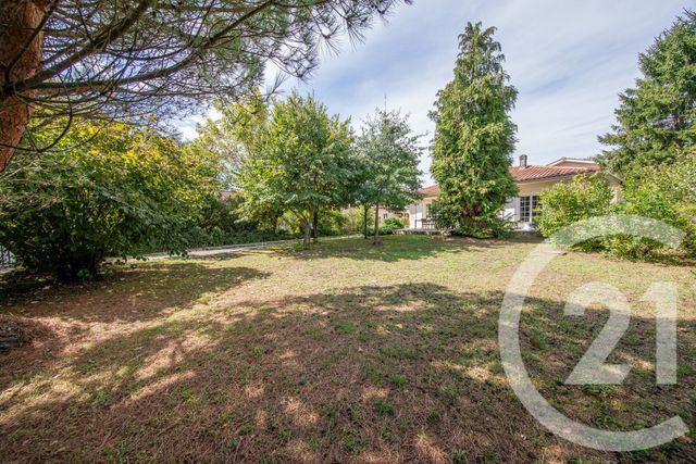 Afficher la photo en grand maison à vendre - 8 pièces - 184.32 m2 - ST MEDARD EN JALLES - 33 - AQUITAINE - Century 21 Kadima