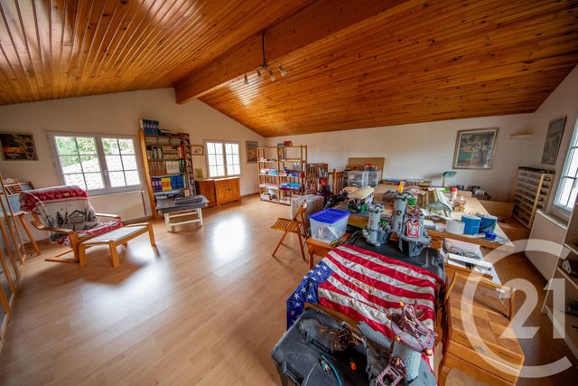 Afficher la photo en grand maison à vendre - 8 pièces - 184.32 m2 - ST MEDARD EN JALLES - 33 - AQUITAINE - Century 21 Kadima