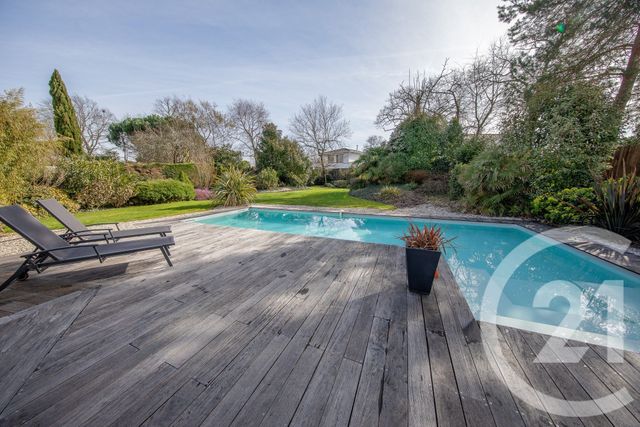 maison à vendre - 6 pièces - 131.7 m2 - ST MEDARD EN JALLES - 33 - AQUITAINE - Century 21 Kadima