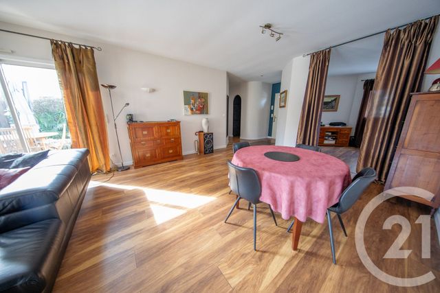 maison à vendre - 6 pièces - 131.7 m2 - ST MEDARD EN JALLES - 33 - AQUITAINE - Century 21 Kadima