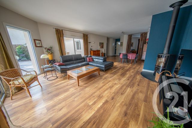 maison à vendre - 6 pièces - 131.7 m2 - ST MEDARD EN JALLES - 33 - AQUITAINE - Century 21 Kadima