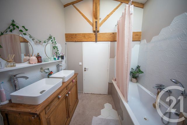 maison à vendre - 5 pièces - 136.79 m2 - ST AUBIN DE MEDOC - 33 - AQUITAINE - Century 21 Kadima