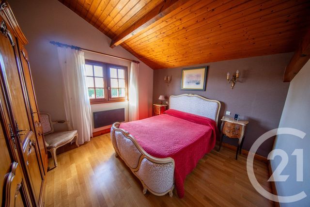 maison à vendre - 7 pièces - 150.99 m2 - ST MEDARD EN JALLES - 33 - AQUITAINE - Century 21 Kadima