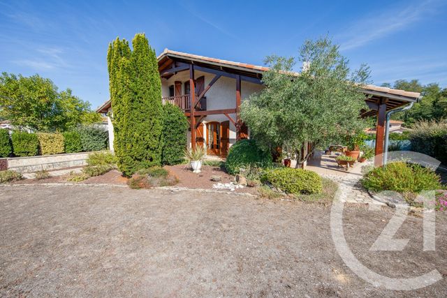 maison à vendre - 7 pièces - 150.99 m2 - ST MEDARD EN JALLES - 33 - AQUITAINE - Century 21 Kadima