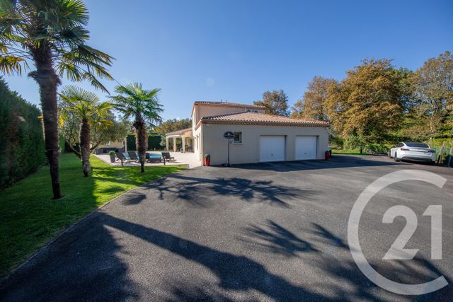 maison à vendre - 7 pièces - 178.6 m2 - ST AUBIN DE MEDOC - 33 - AQUITAINE - Century 21 Kadima