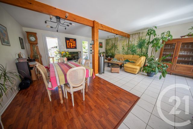 maison à vendre - 5 pièces - 111.59 m2 - ST MEDARD EN JALLES - 33 - AQUITAINE - Century 21 Kadima