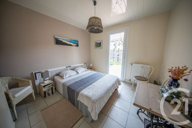 maison à vendre - 5 pièces - 111.59 m2 - ST MEDARD EN JALLES - 33 - AQUITAINE - Century 21 Kadima