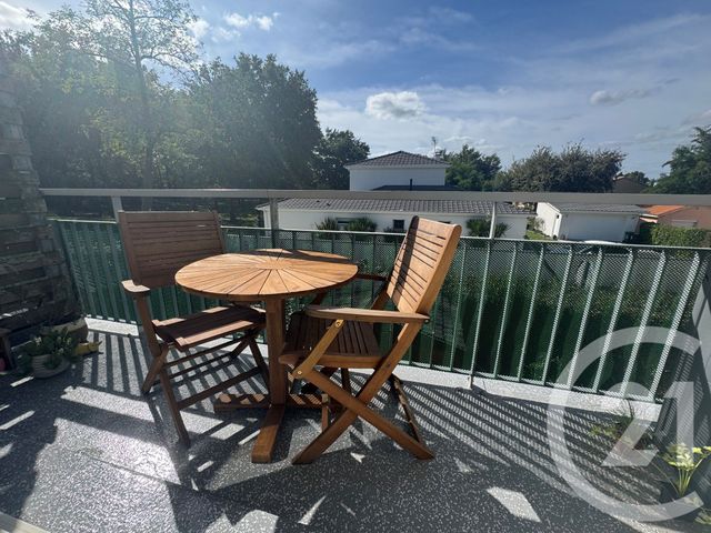 Appartement T2 à vendre - 2 pièces - 41.82 m2 - ST MEDARD EN JALLES - 33 - AQUITAINE - Century 21 Kadima