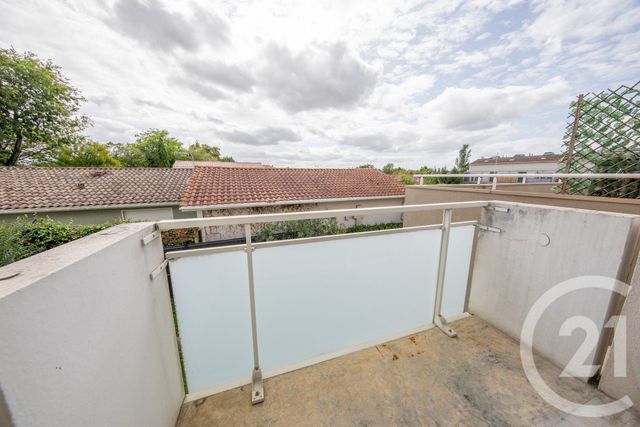 Appartement T2 à vendre - 2 pièces - 43.37 m2 - LE HAILLAN - 33 - AQUITAINE - Century 21 Kadima
