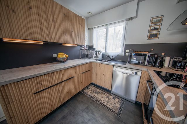 maison à vendre - 5 pièces - 92.87 m2 - ST MEDARD EN JALLES - 33 - AQUITAINE - Century 21 Kadima