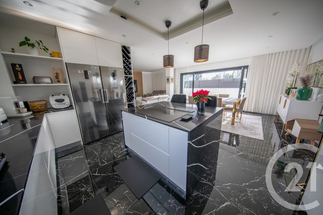 maison à vendre - 4 pièces - 136.1 m2 - BLANQUEFORT - 33 - AQUITAINE - Century 21 Kadima