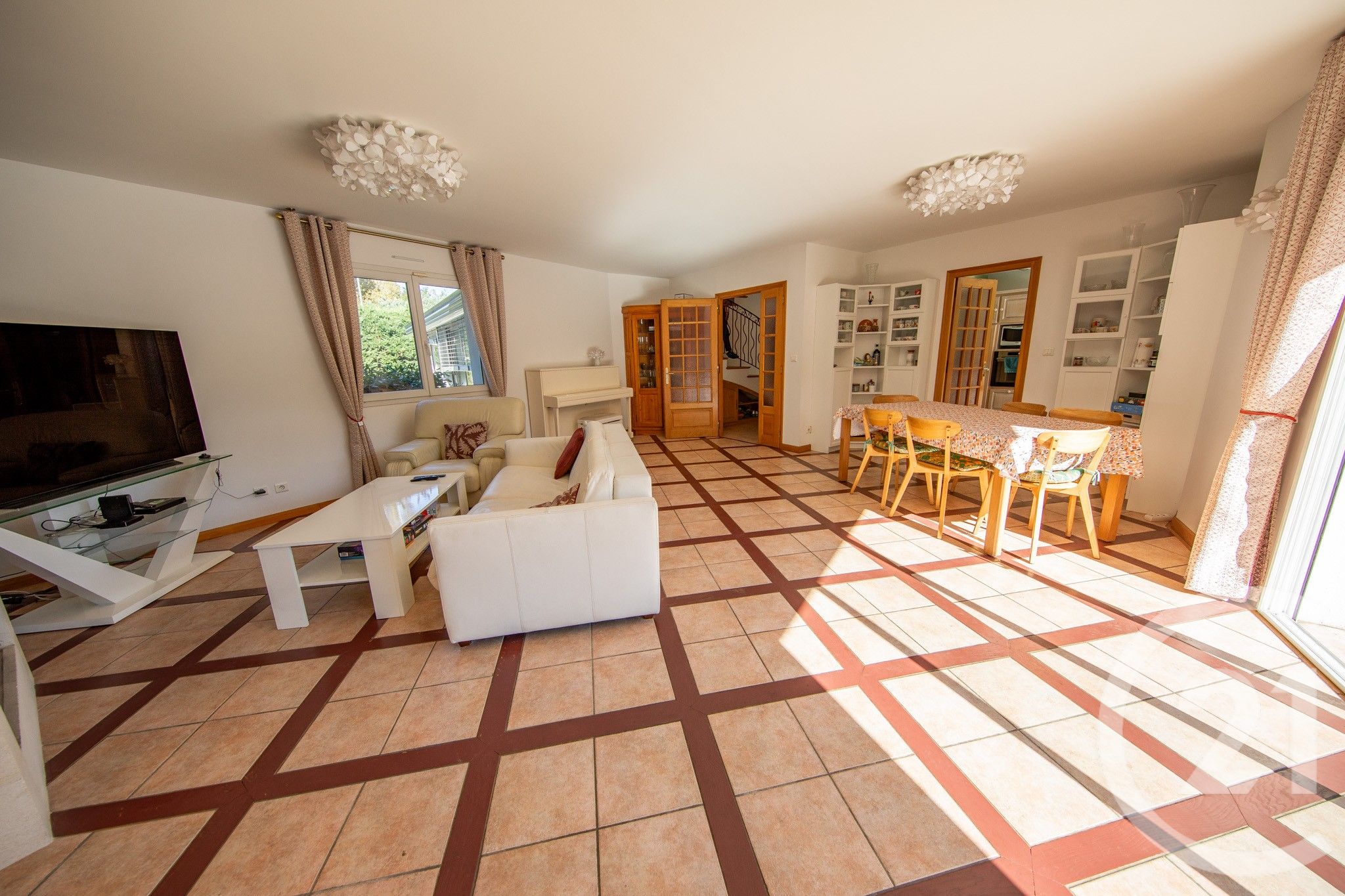 Maison 10 pièces 273 m² à vendre à Saint-Aubin-de-Médoc — photo 4