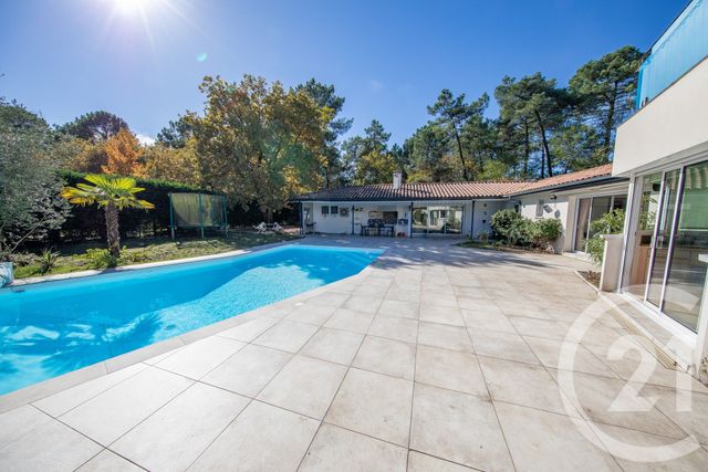 maison à vendre - 10 pièces - 272.52 m2 - ST AUBIN DE MEDOC - 33 - AQUITAINE - Century 21 Kadima