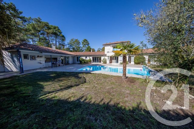 maison à vendre - 10 pièces - 272.52 m2 - ST AUBIN DE MEDOC - 33 - AQUITAINE - Century 21 Kadima
