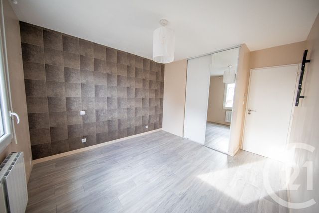 maison à vendre - 5 pièces - 87.1 m2 - LE TAILLAN MEDOC - 33 - AQUITAINE - Century 21 Kadima