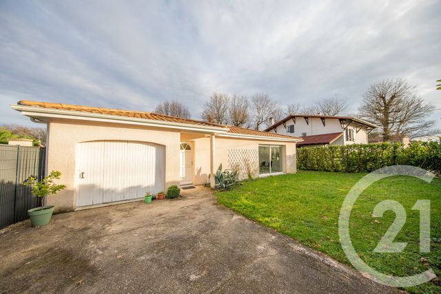 maison à vendre - 7 pièces - 127.35 m2 - ST MEDARD EN JALLES - 33 - AQUITAINE - Century 21 Kadima