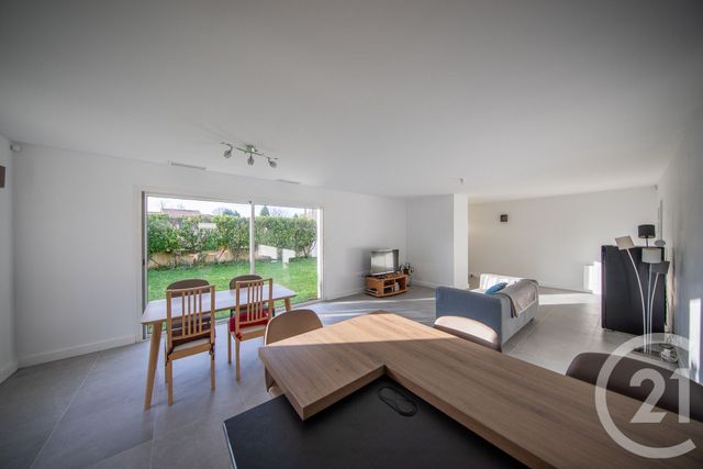 maison à vendre - 7 pièces - 127.35 m2 - ST MEDARD EN JALLES - 33 - AQUITAINE - Century 21 Kadima