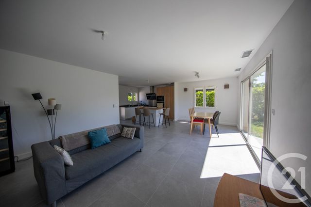 maison à vendre - 7 pièces - 127.35 m2 - ST MEDARD EN JALLES - 33 - AQUITAINE - Century 21 Kadima