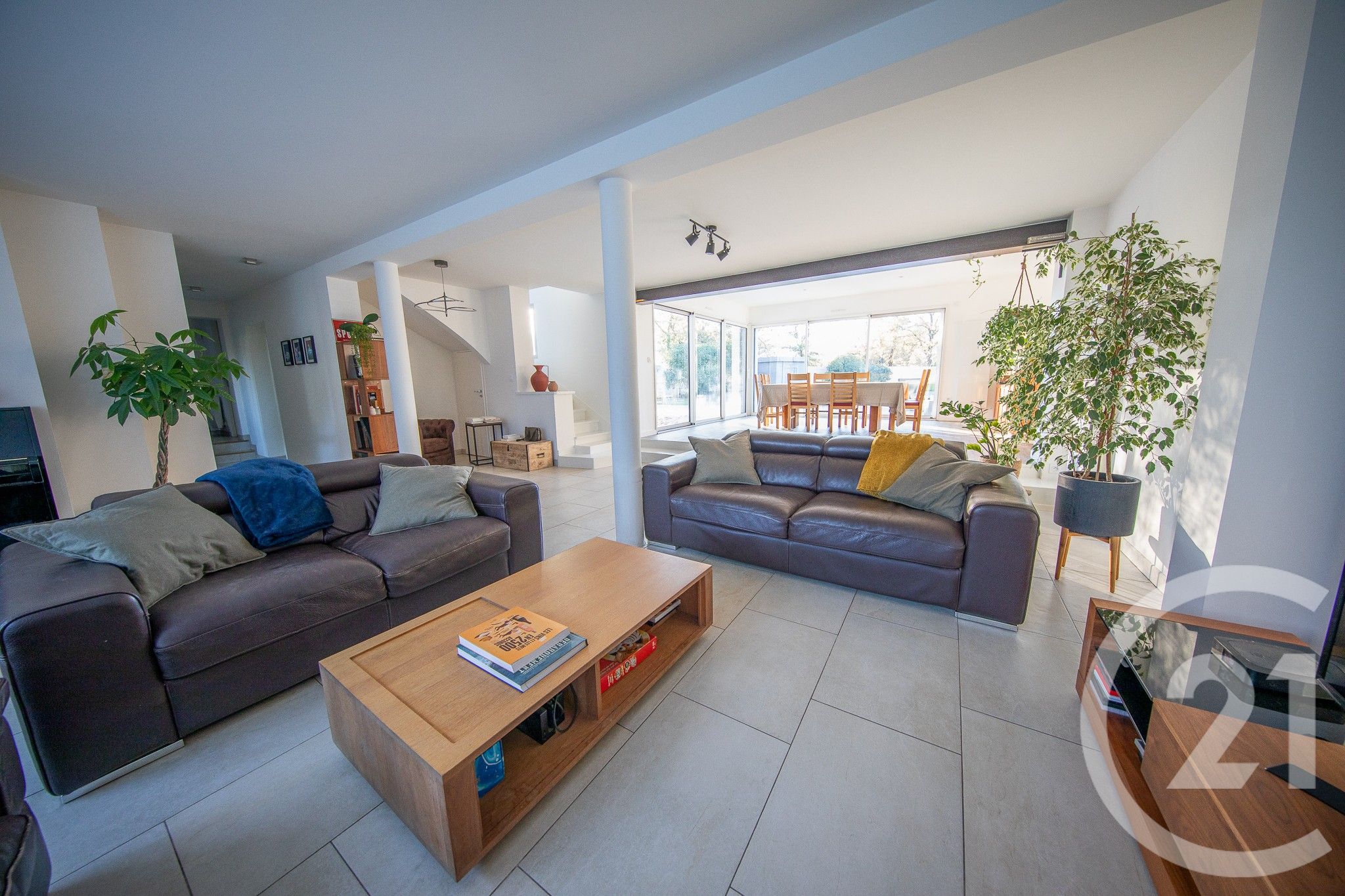 Maison 10 pièces 260 m² à vendre à Saint-Médard-en-Jalles — photo 4