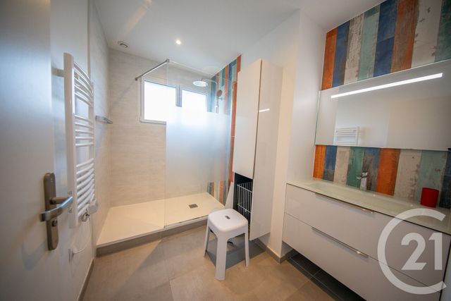 maison à vendre - 10 pièces - 260.0 m2 - ST MEDARD EN JALLES - 33 - AQUITAINE - Century 21 Kadima