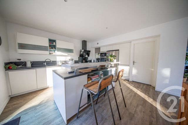 maison à vendre - 10 pièces - 260.0 m2 - ST MEDARD EN JALLES - 33 - AQUITAINE - Century 21 Kadima