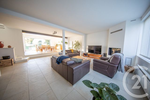 maison à vendre - 10 pièces - 260.0 m2 - ST MEDARD EN JALLES - 33 - AQUITAINE - Century 21 Kadima