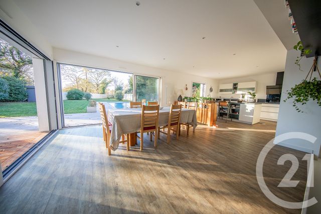 maison à vendre - 10 pièces - 260.0 m2 - ST MEDARD EN JALLES - 33 - AQUITAINE - Century 21 Kadima