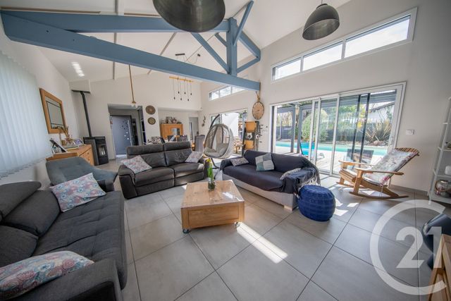 maison à vendre - 7 pièces - 173.27 m2 - ST AUBIN DE MEDOC - 33 - AQUITAINE - Century 21 Kadima