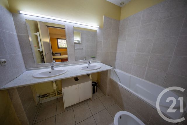 maison à vendre - 5 pièces - 140.84 m2 - ST MEDARD EN JALLES - 33 - AQUITAINE - Century 21 Kadima