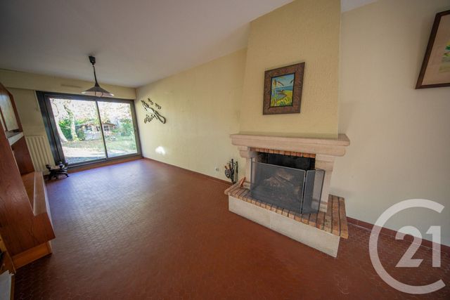 maison à vendre - 5 pièces - 140.84 m2 - ST MEDARD EN JALLES - 33 - AQUITAINE - Century 21 Kadima