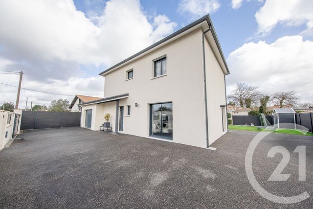 maison à vendre - 6 pièces - 147.3 m2 - ST MEDARD EN JALLES - 33 - AQUITAINE - Century 21 Kadima