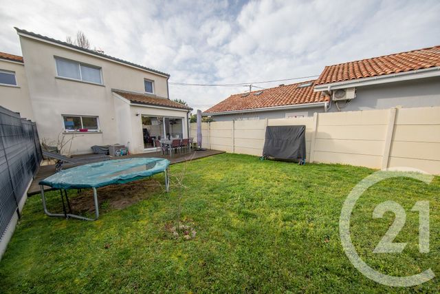 maison à vendre - 5 pièces - 105.0 m2 - LE TAILLAN MEDOC - 33 - AQUITAINE - Century 21 Kadima
